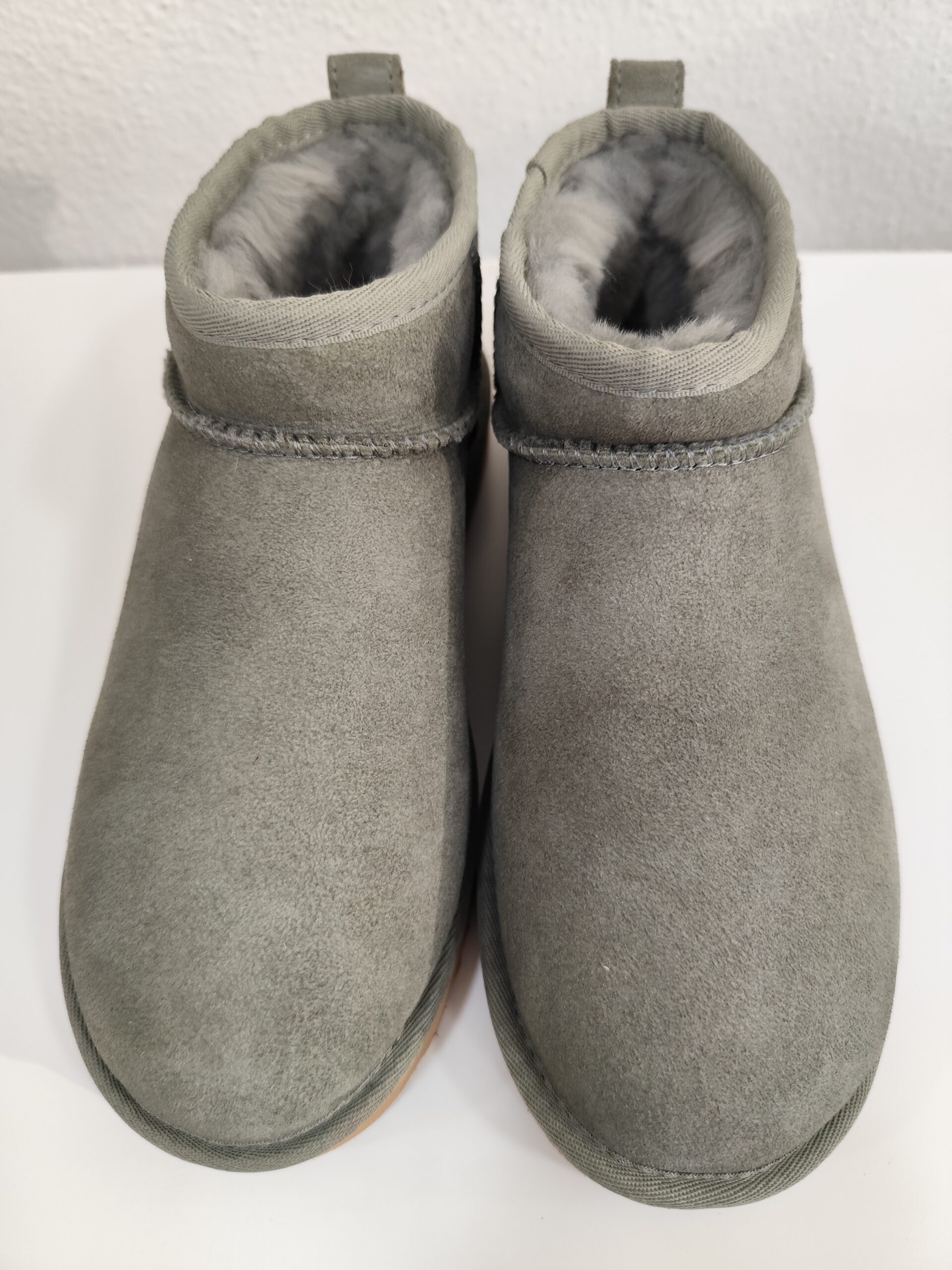 Bota classic ultra mini verde UGG