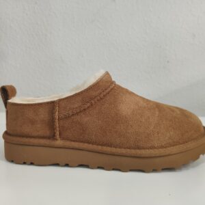 Bota micro chesnut UGG