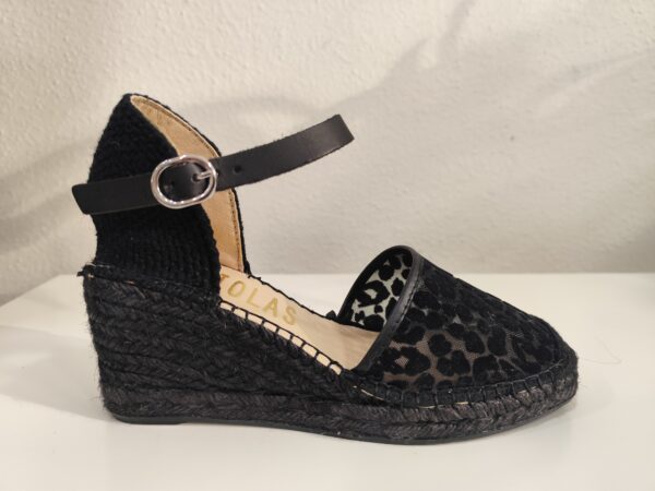 Alpargata cuña negra animal print Fabiolas