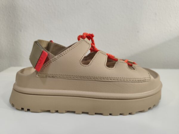 Sandalias GoldenGlow toggle Mustard Seed UGG
