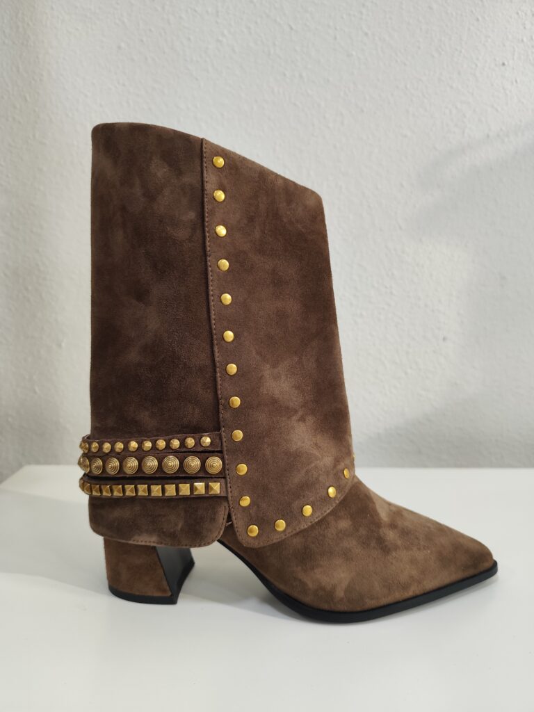Botin serraje camel tachuelas Bruno Premi