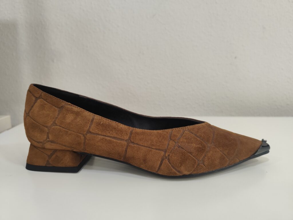 Zapato camel coco Dibia