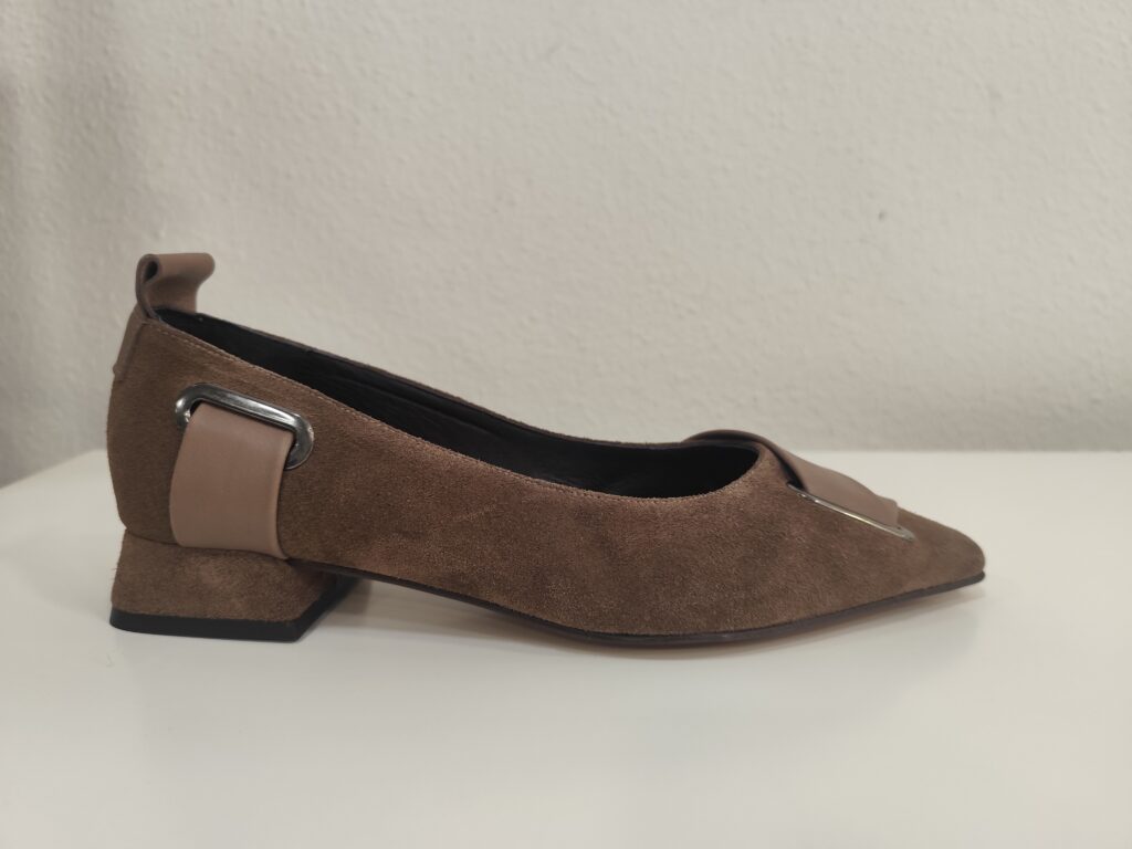 Zapato taupe Dibia