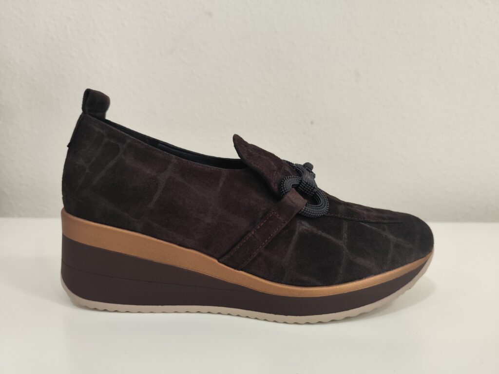 Dibia cuña marron