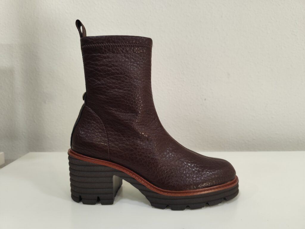 Botin marron Pedro Miralles