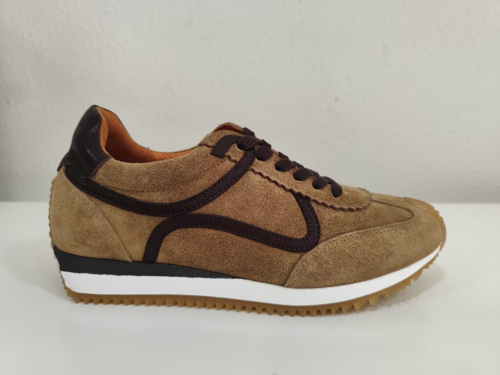 Deportiva coñac marron Dura