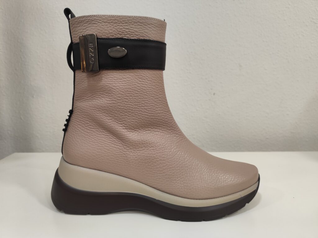 Botin cuña taupe Ezzio