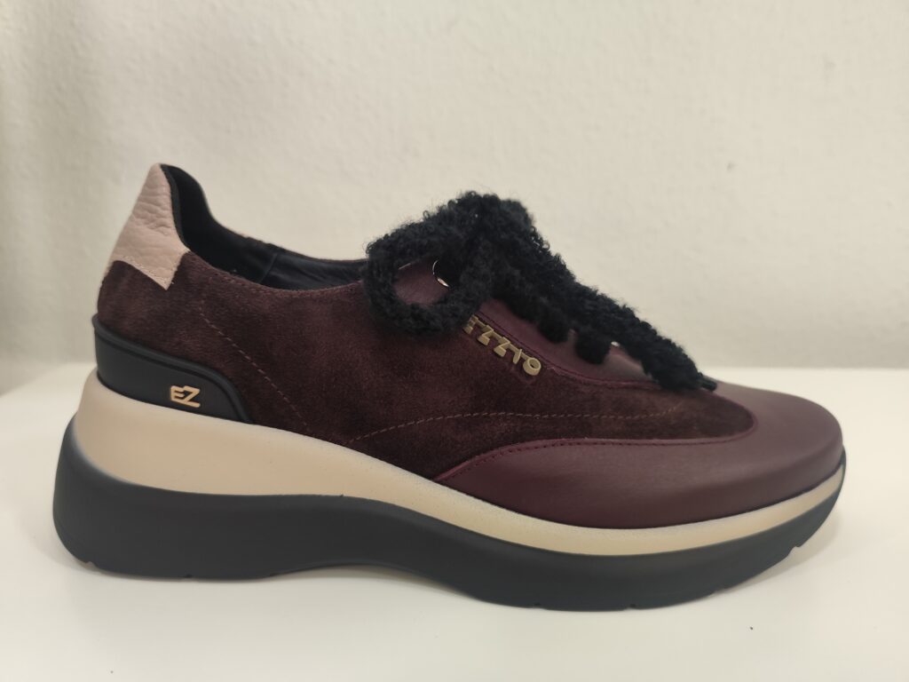 Deportiva burdeos Ezzio