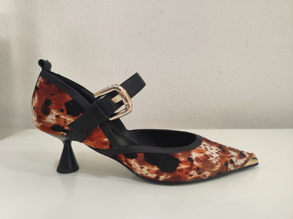 Zapato tacon pulsera print Ezzio