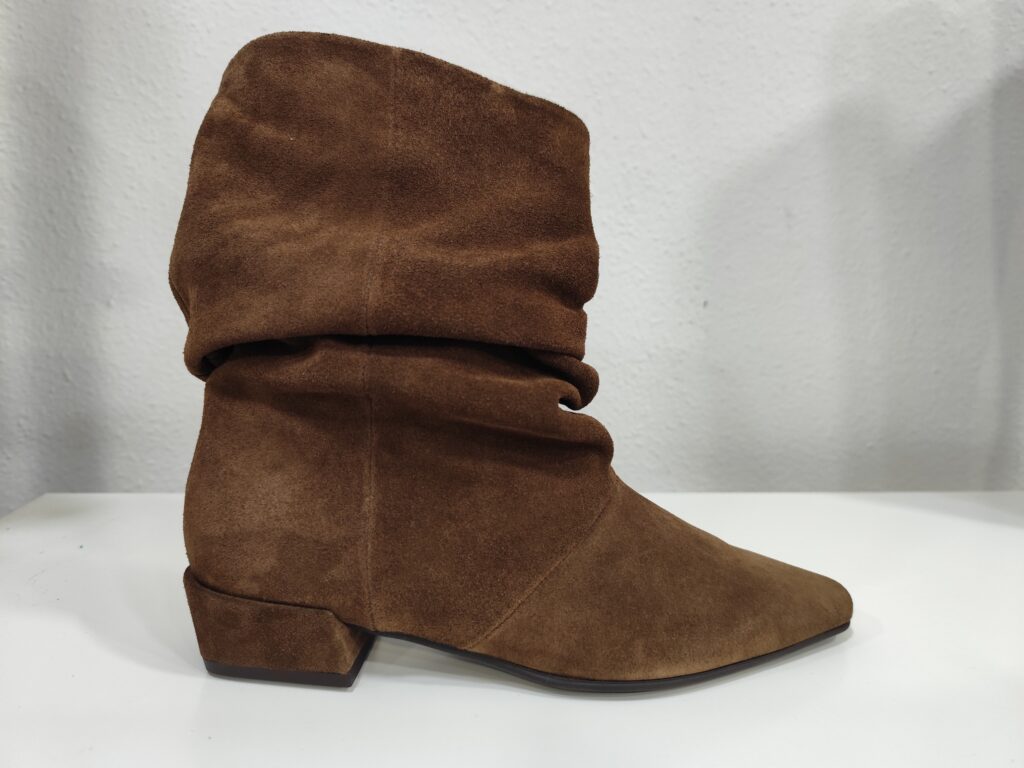 Bota serraje arrugada Ezzio