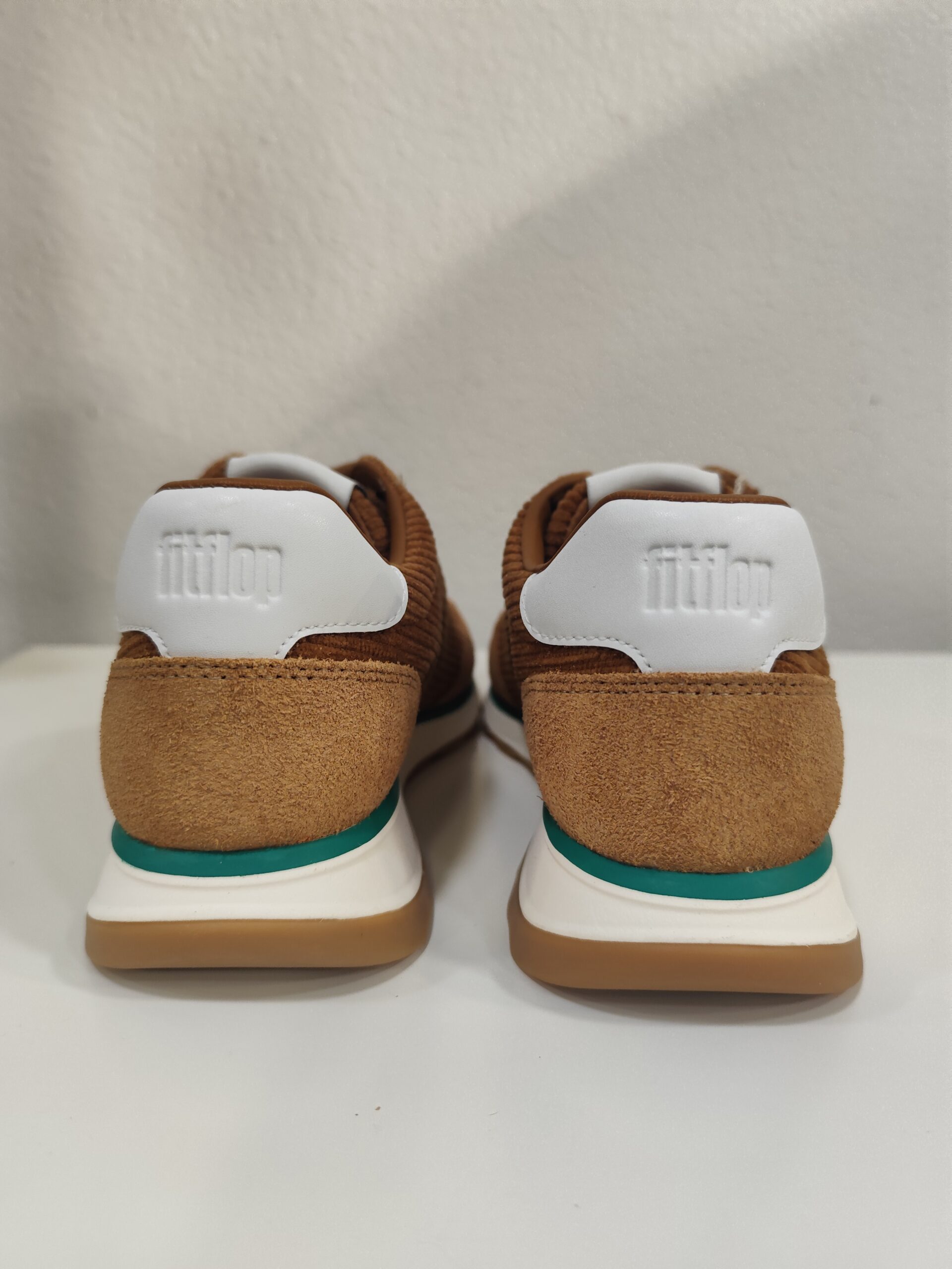 Fitflop pana camel
